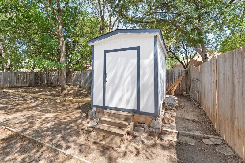 Property photo 33