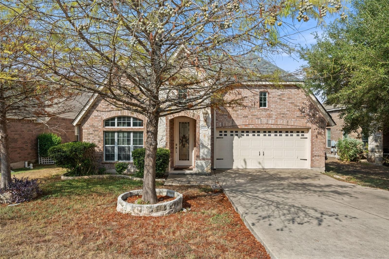 123 Justin Leonard DR - Photo 1