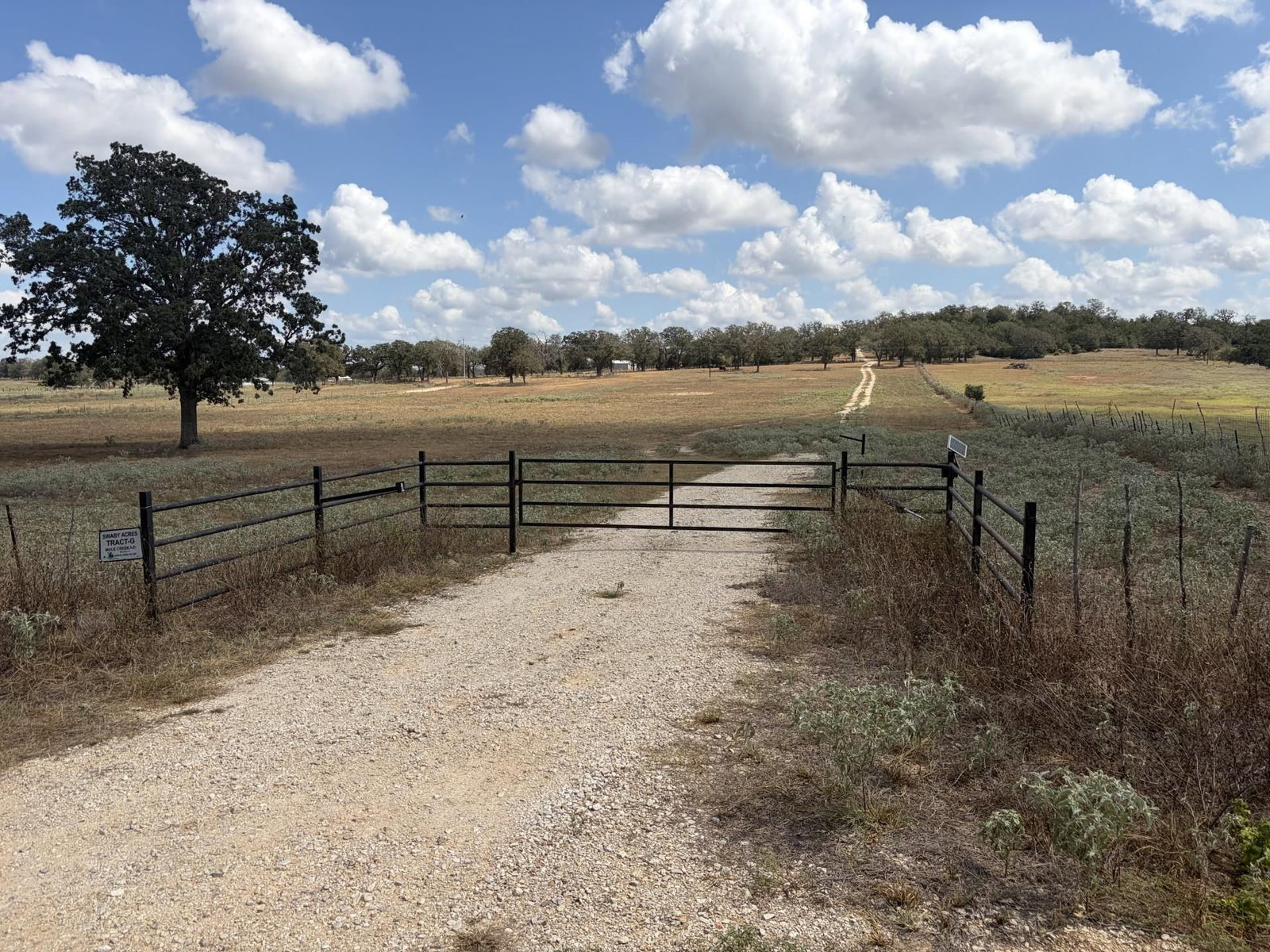 3233 Mule Creek RD - Photo 1