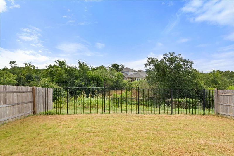 Property photo 25