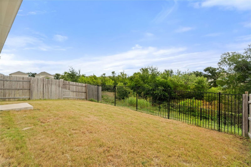 Property photo 30
