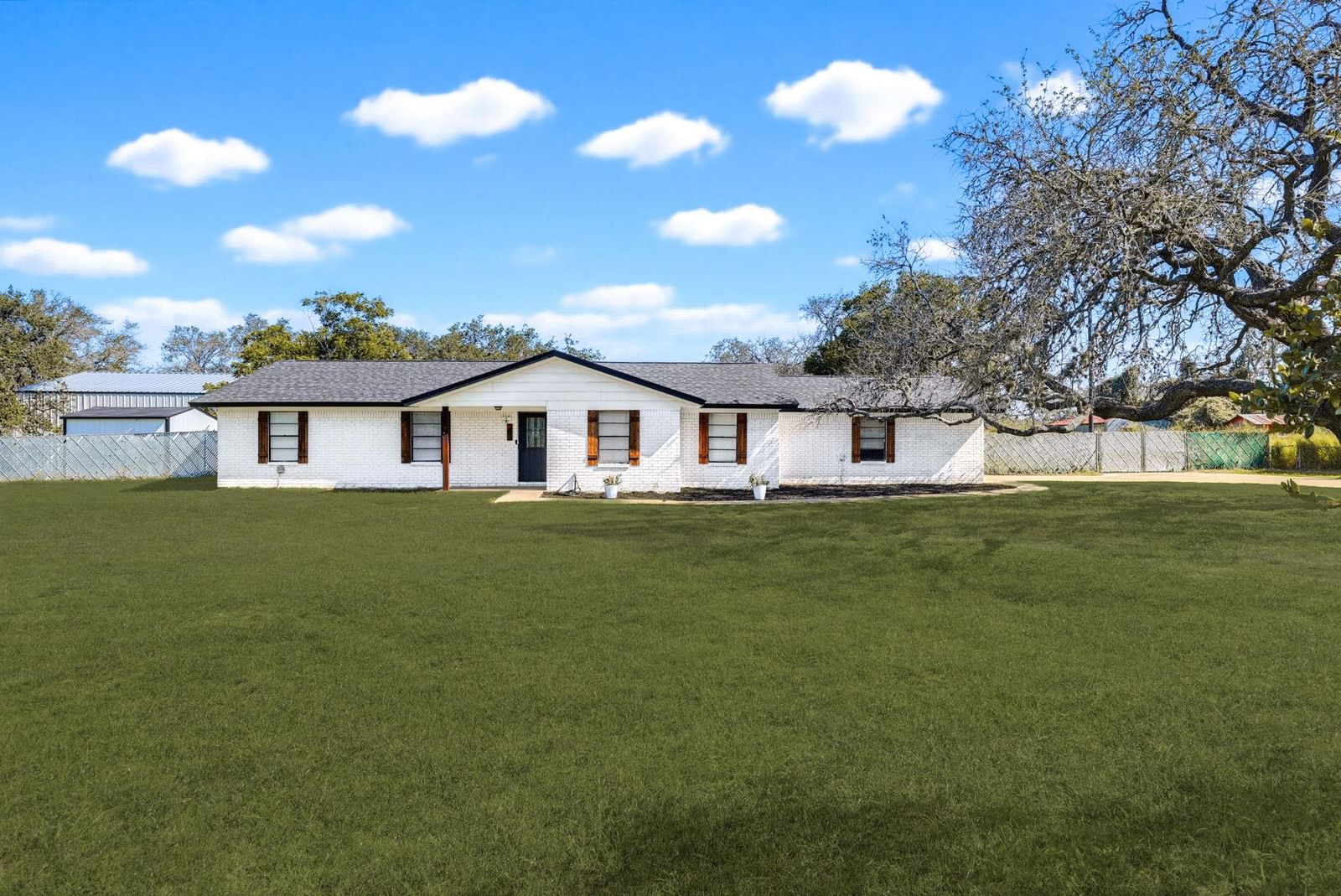 81 Pulliam DR - Photo 1