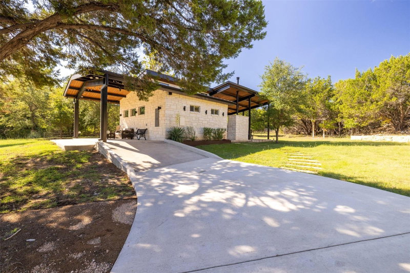 Property photo 22