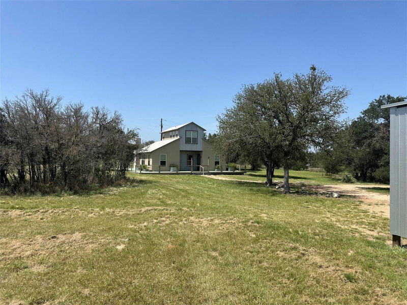 Property photo 32