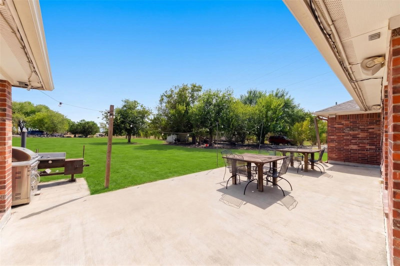 Property photo 24