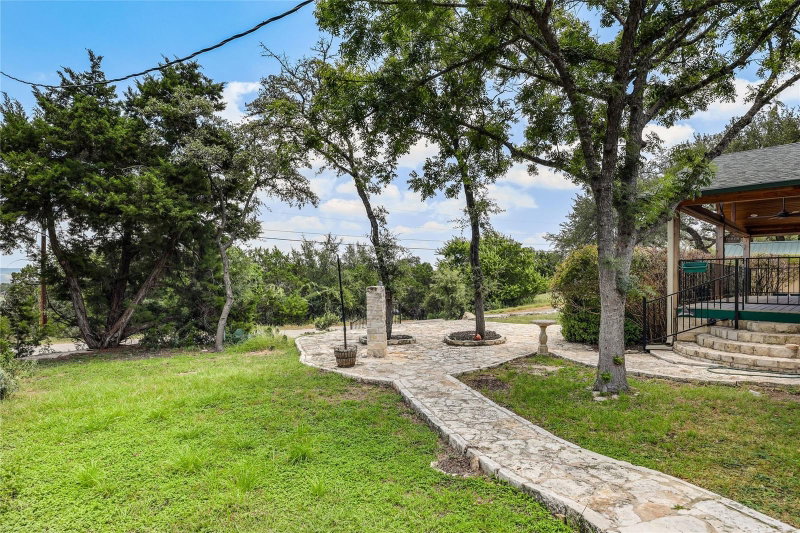 Property photo 28