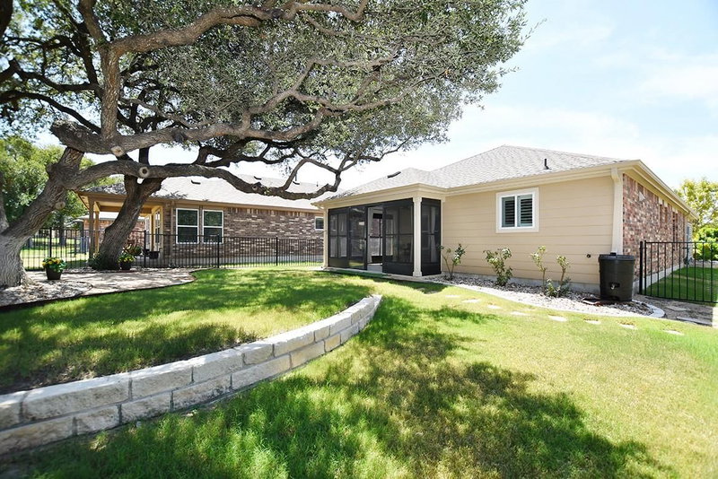 Property photo 28