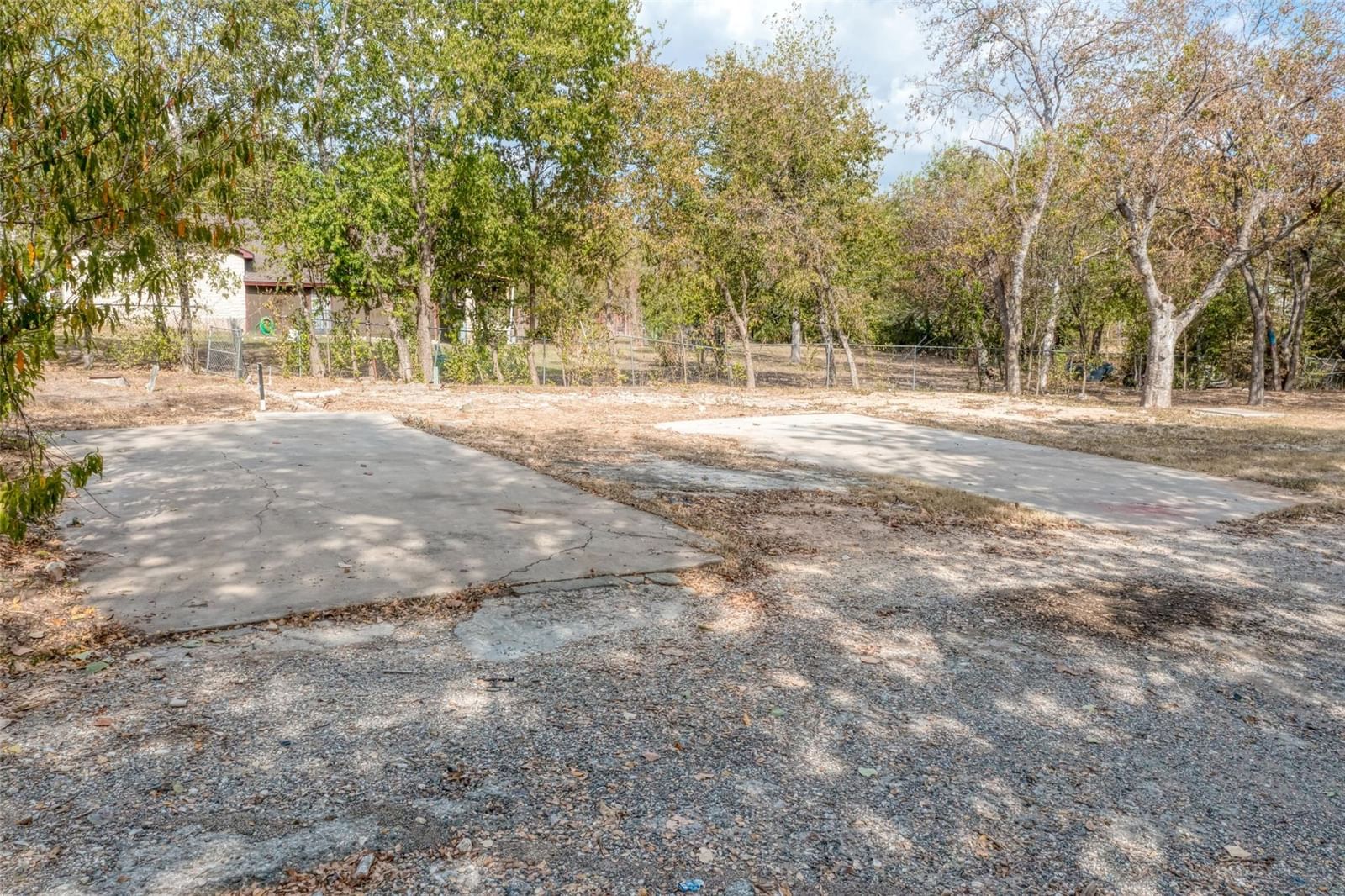 5701 Bitterwood DR - Photo 1