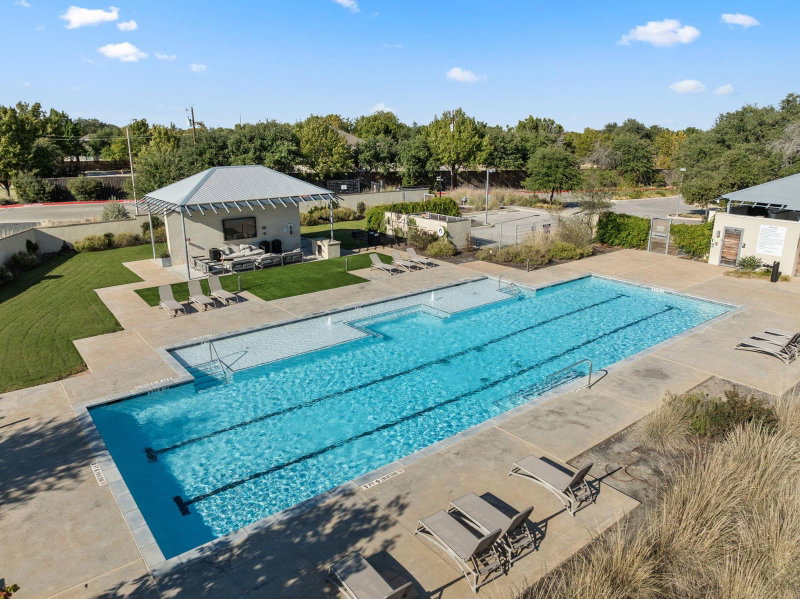 Property photo 35