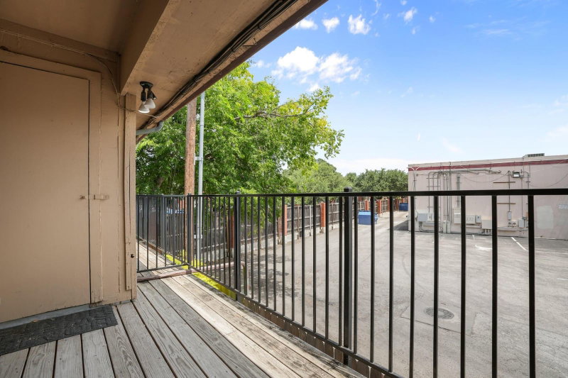 Property photo 22