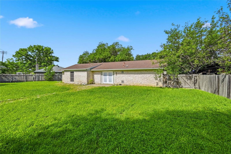 Property photo 32