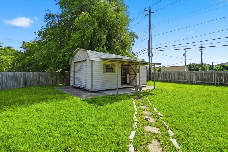 Property photo 35