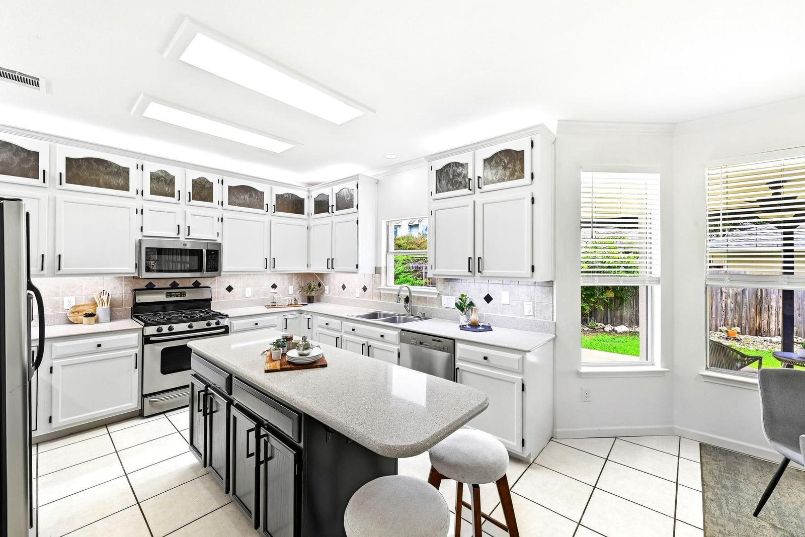 Photo 16