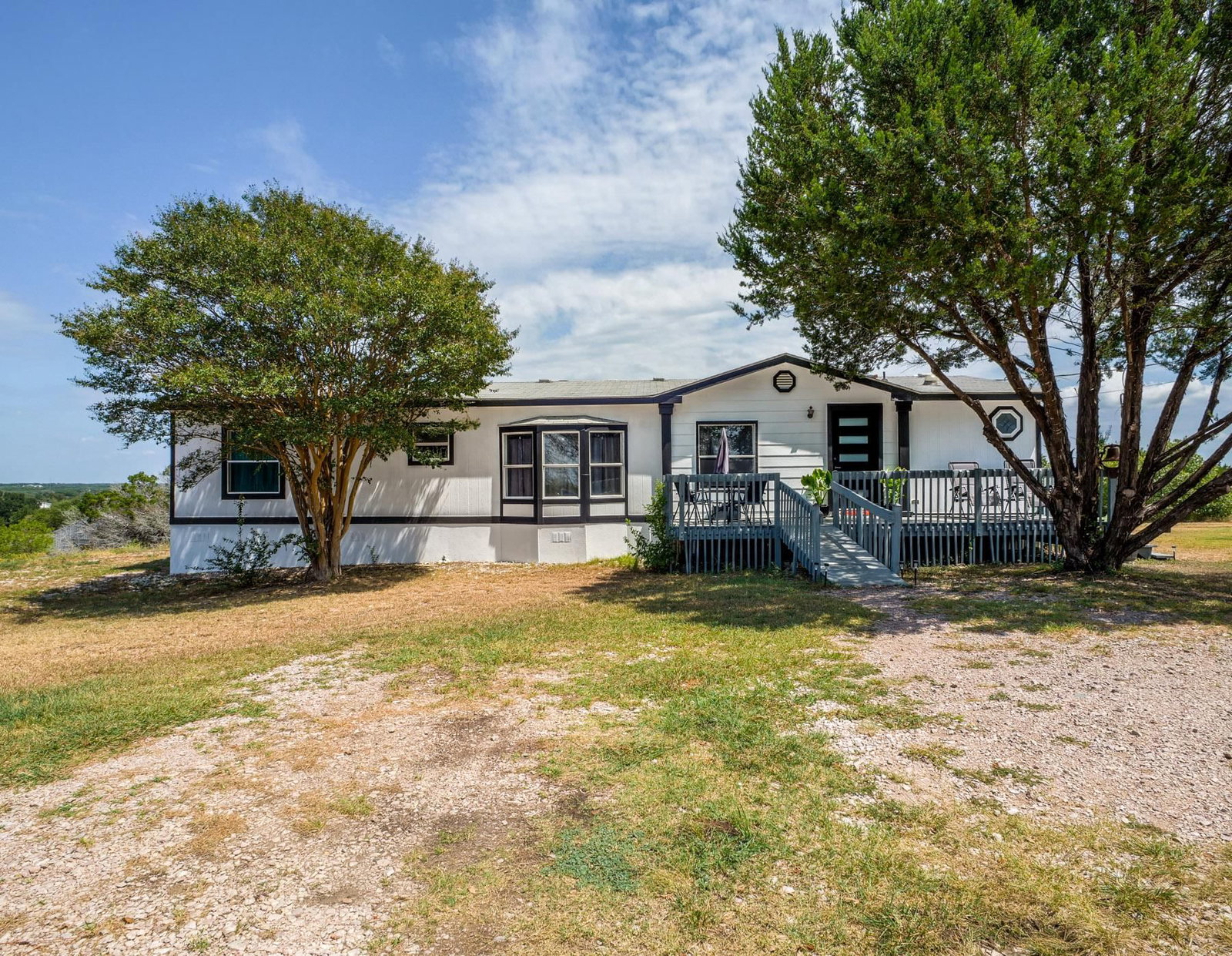327 County Road 332 - Photo 1