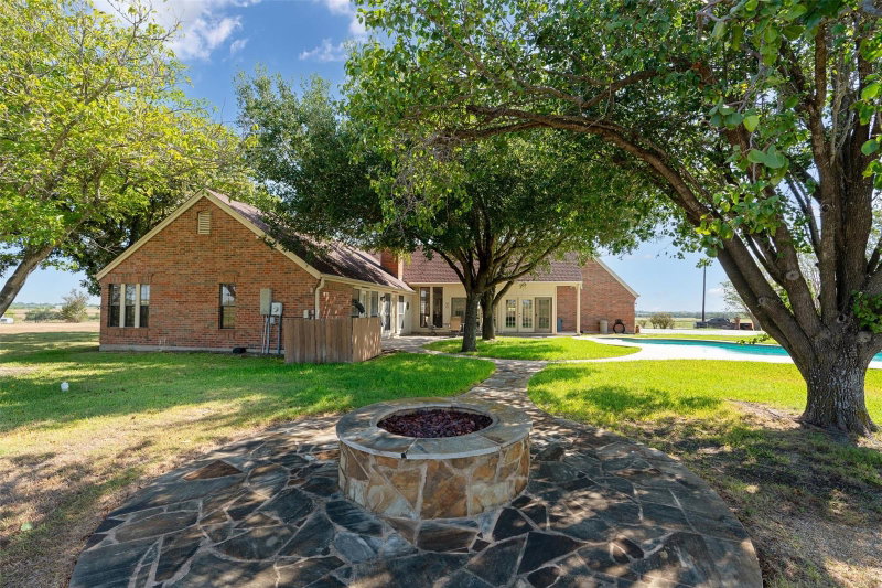Property photo 34