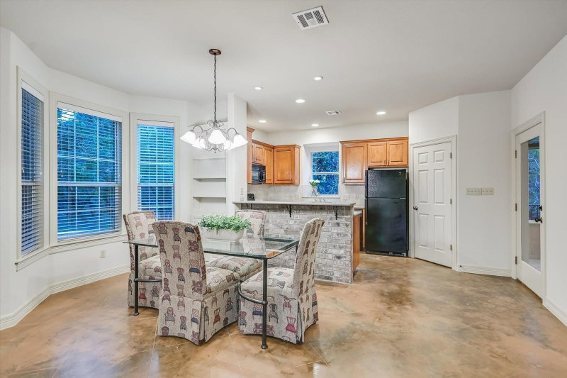 Property photo 33