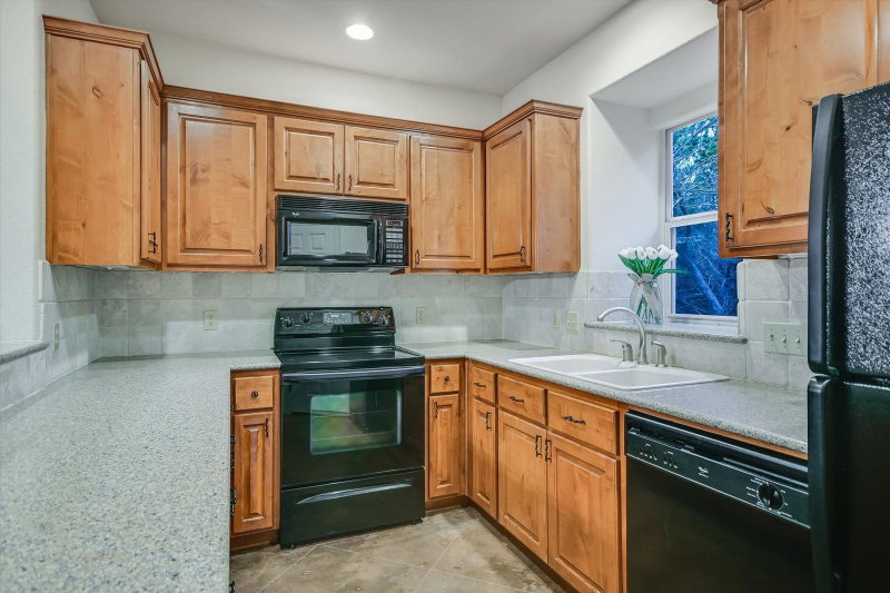 Property photo 34