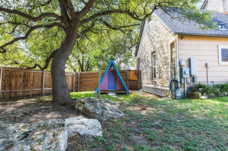 Property photo 32