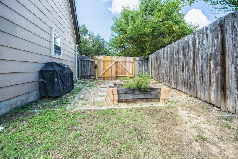Property photo 33