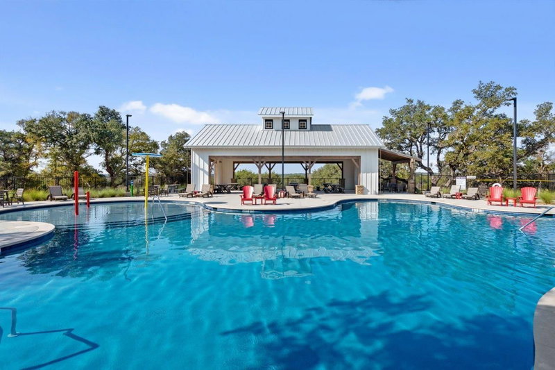Property photo 33