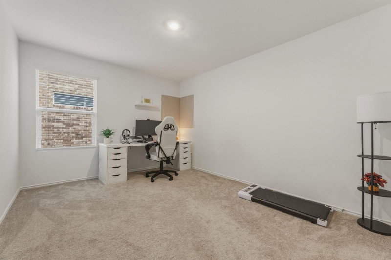 Property photo 32
