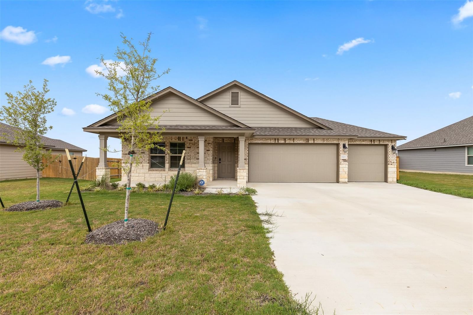 121 Ayla Marie DR - Photo 1