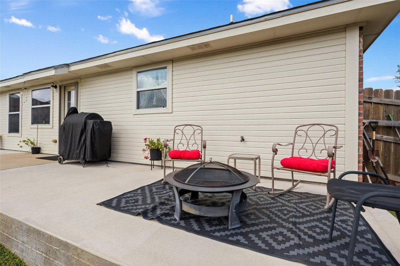 Property photo 33