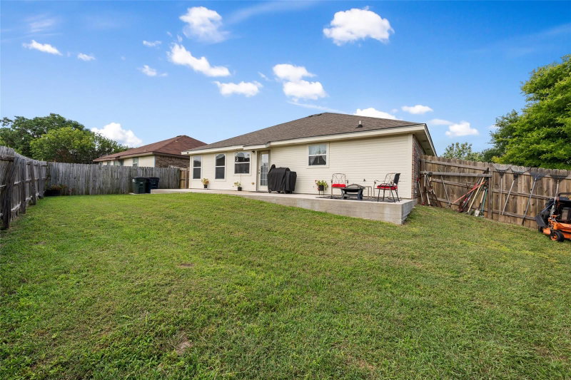 Property photo 35