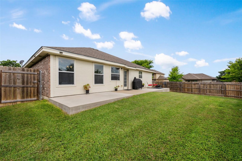 Property photo 37
