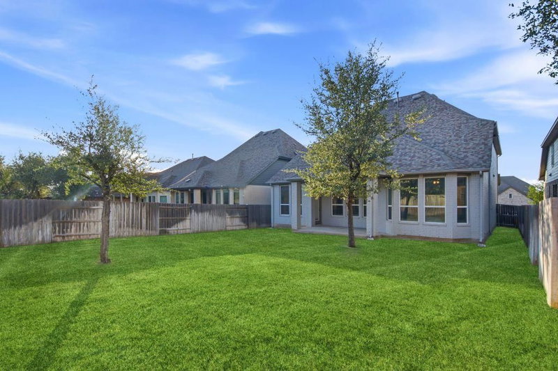 Property photo 35