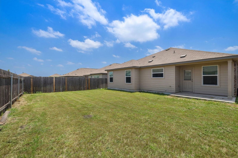 Property photo 28