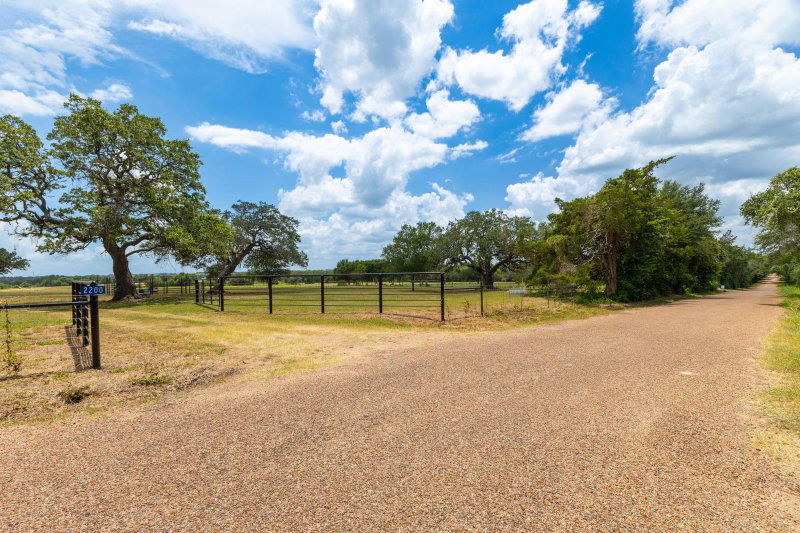 Property photo 9