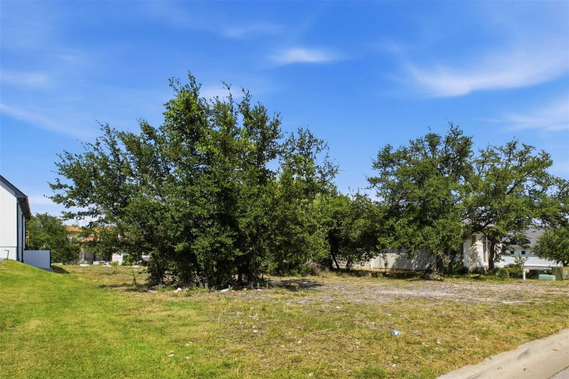 Property photo 28