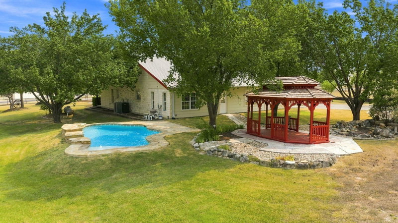 Property photo 29