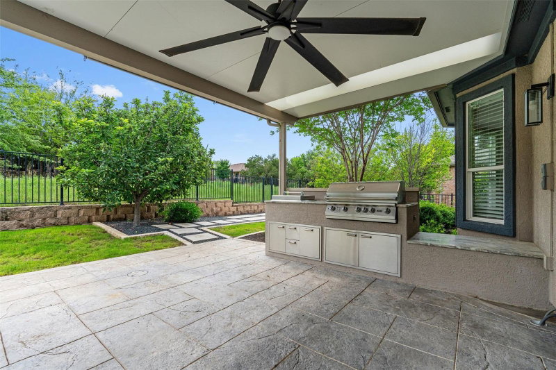 Property photo 35