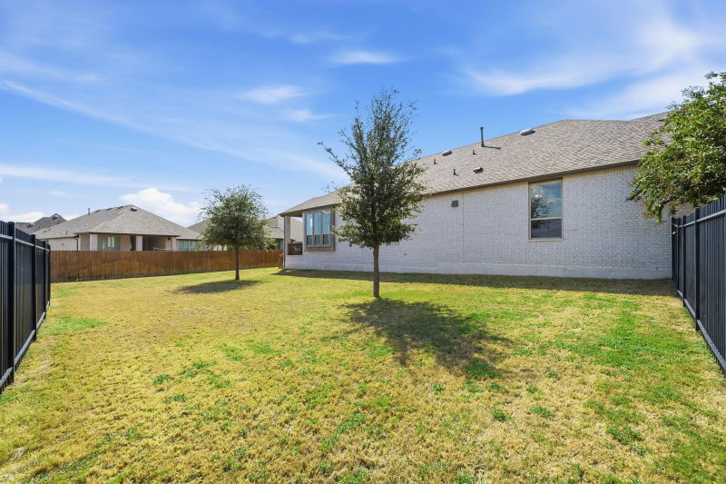 Property photo 30