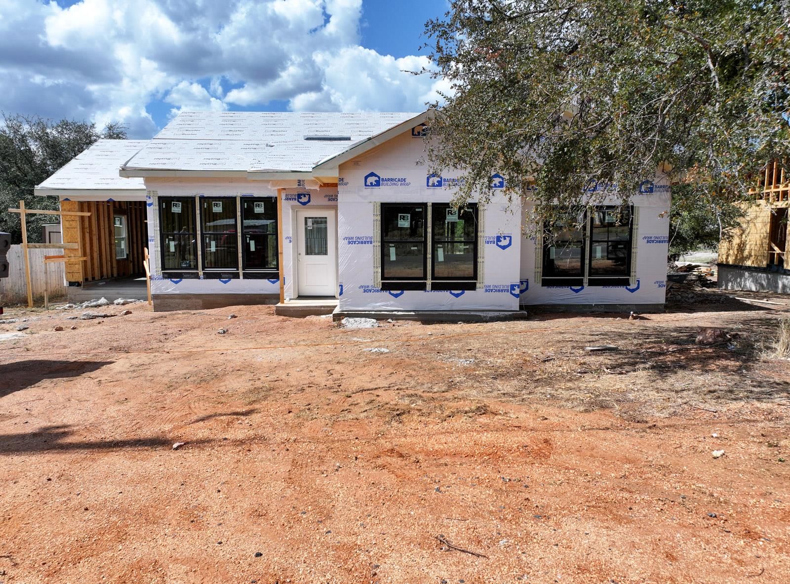 1802 Redwood DR - Photo 1