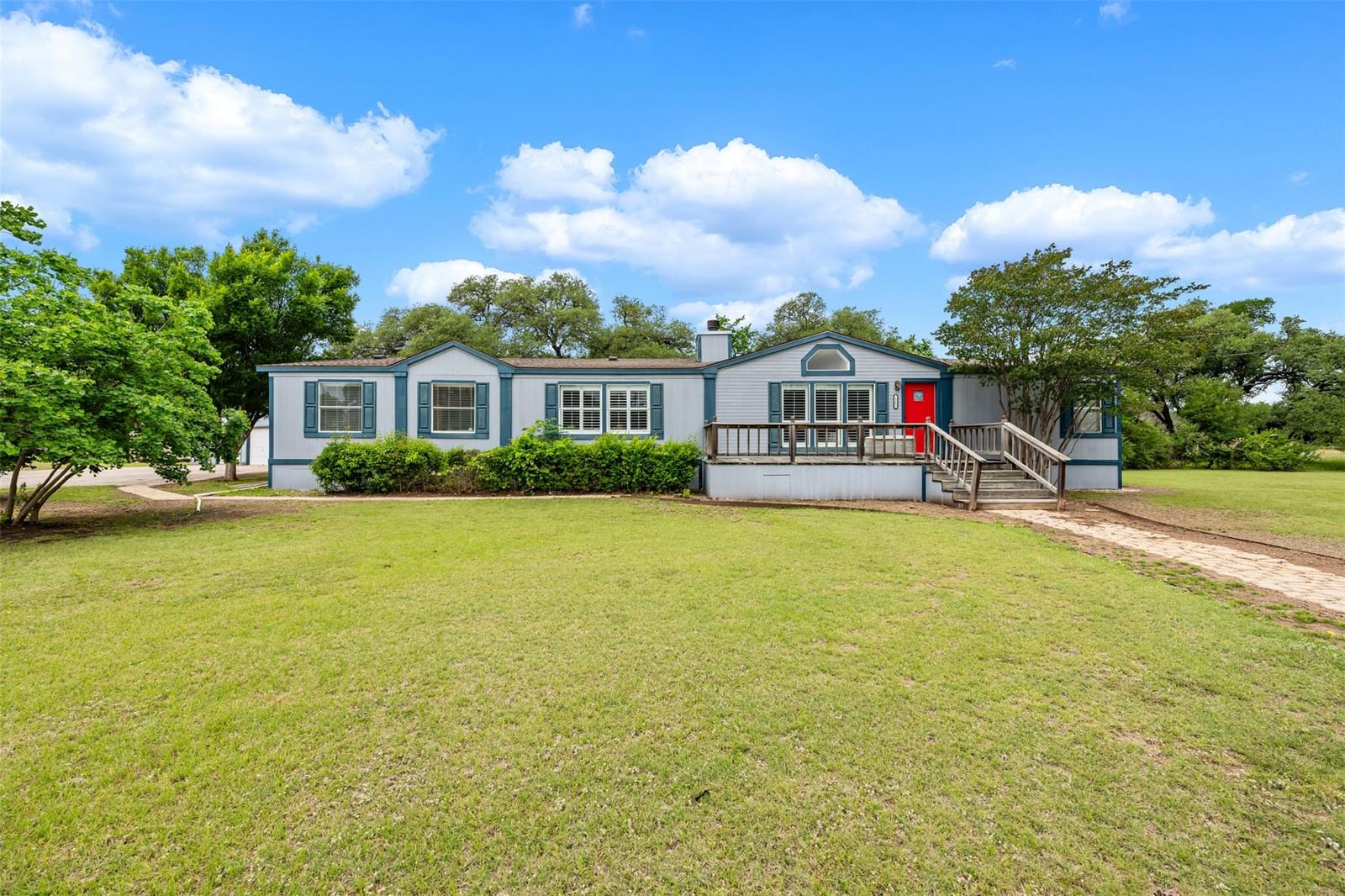 1303 Horizon Park BLVD - Photo 1