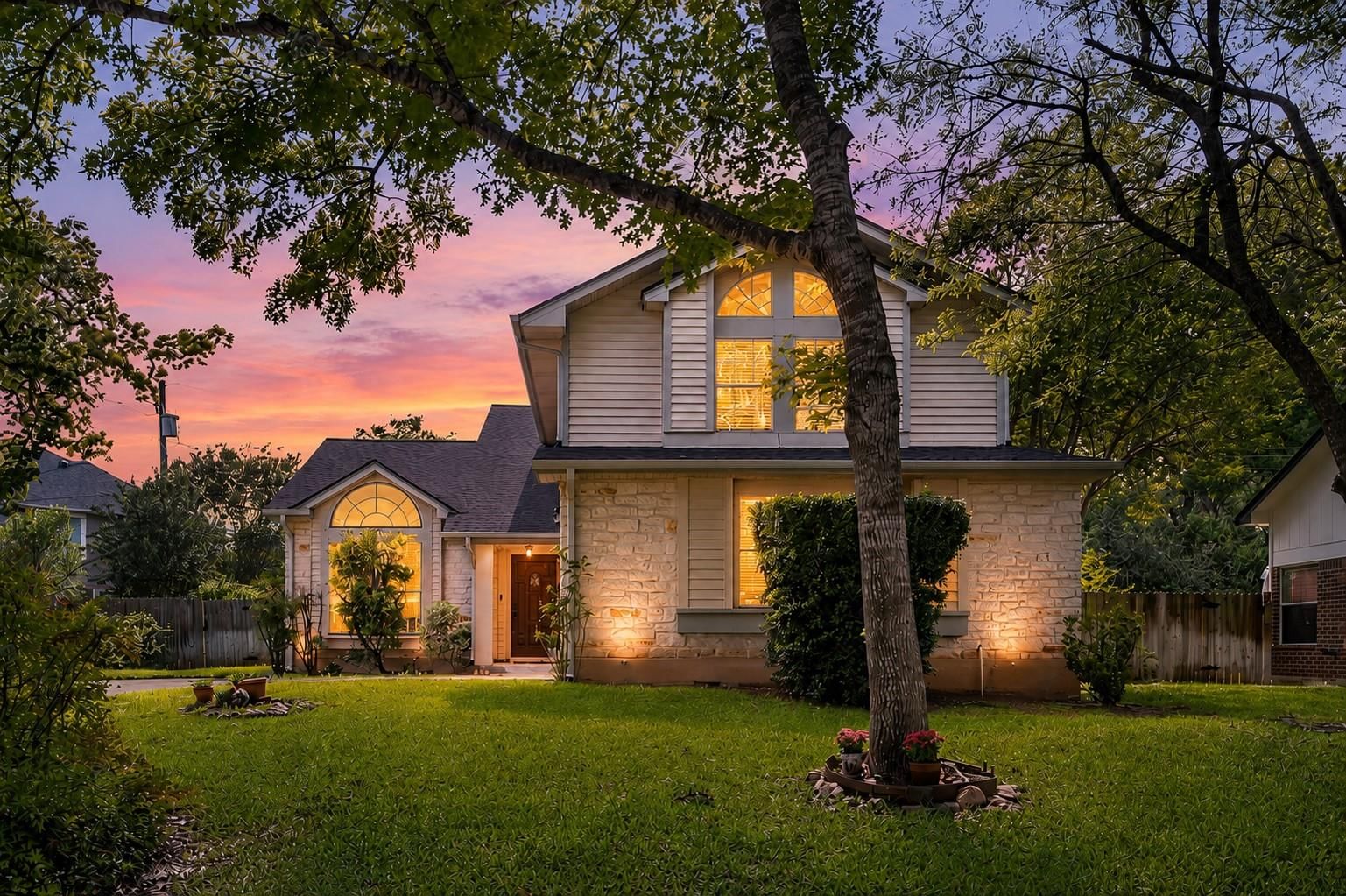 1807 Blackjack DR - Photo 1