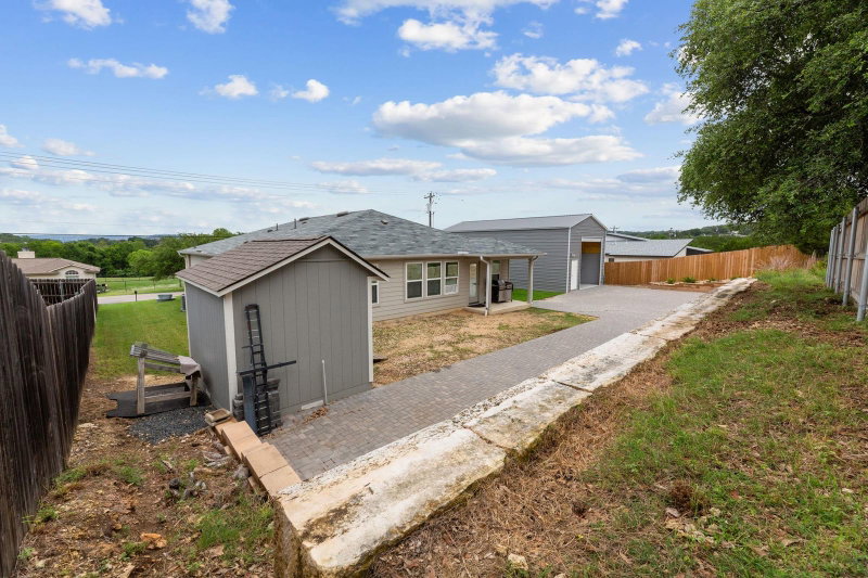 Property photo 28