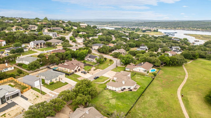 Property photo 36