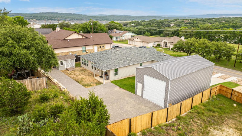 Property photo 38