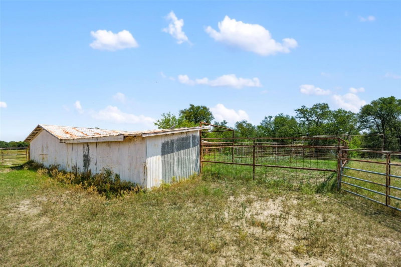 Property photo 37