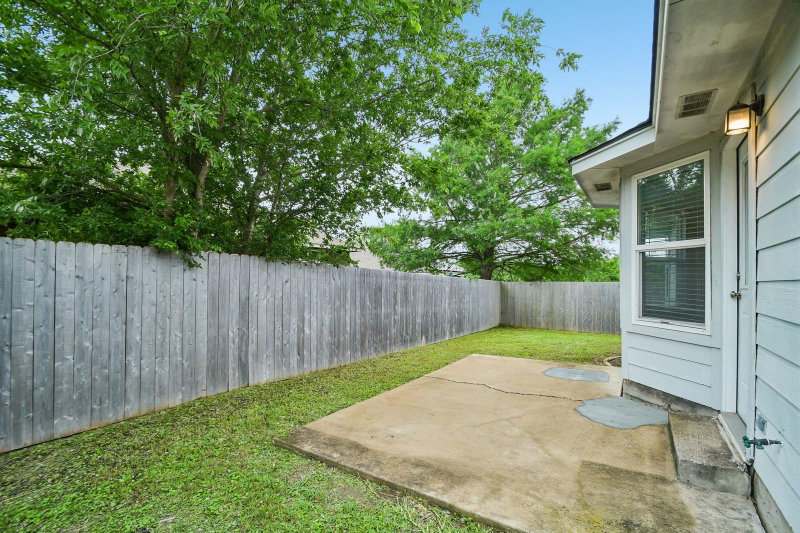 Property photo 32