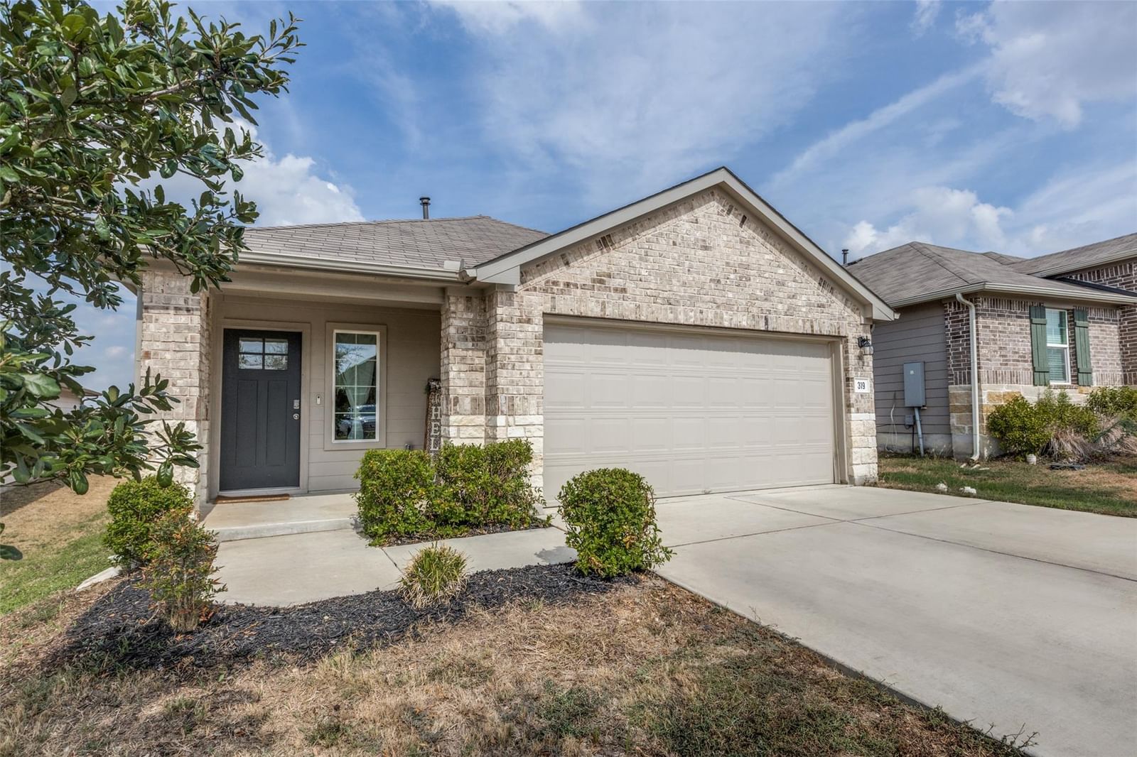 319 Globe Mallow CIR - Photo 1