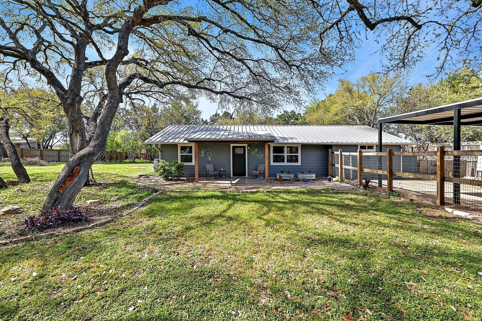 24807 Martin LN - Photo 1