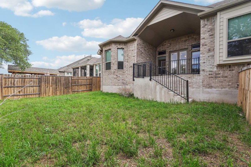 Property photo 35