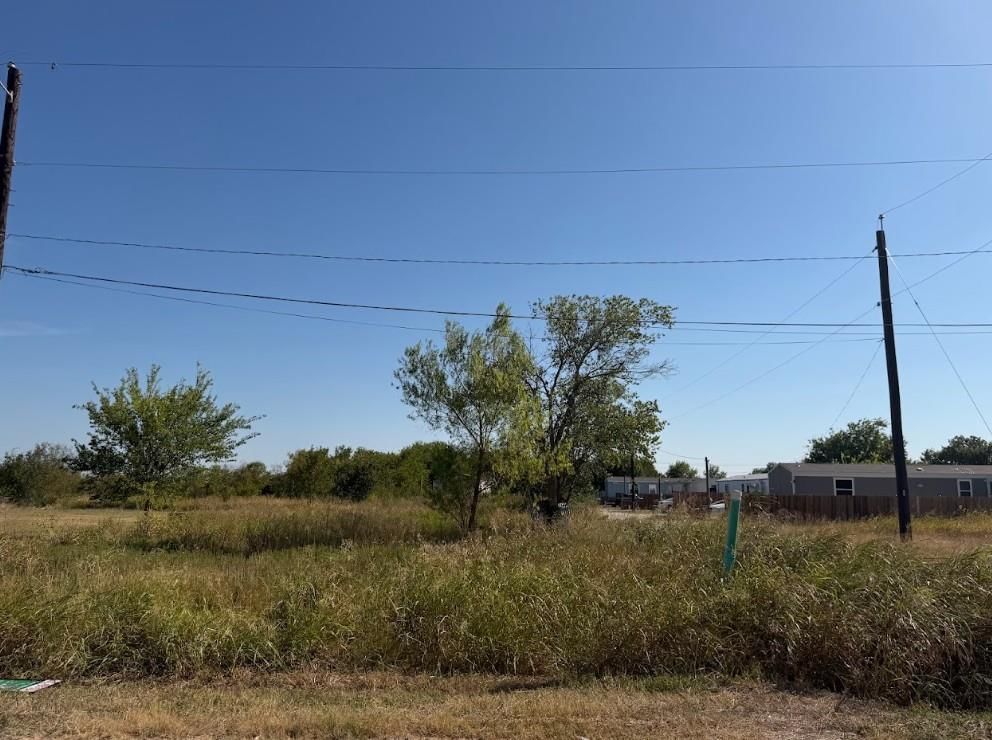 503 W Brook ST - Photo 1