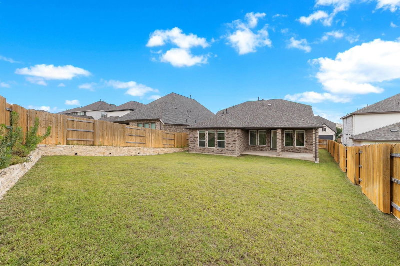 Property photo 32