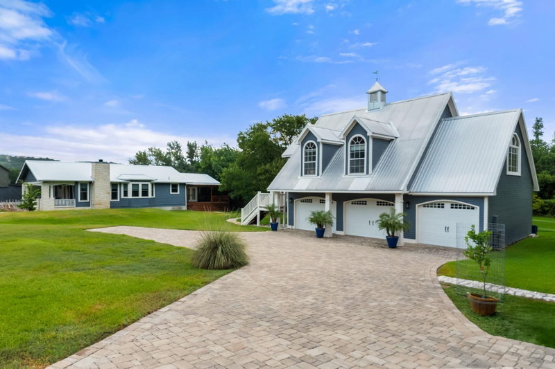 Property photo 23